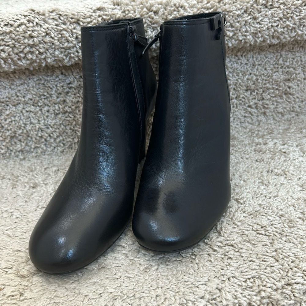 Tory Burch Black Leather Booties